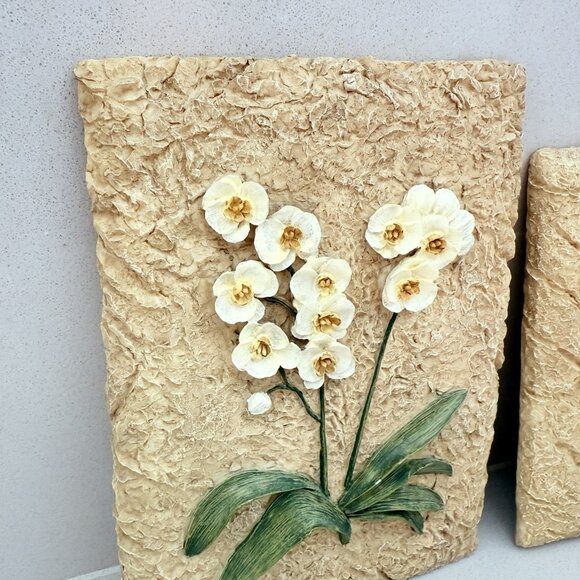 Cheri Blum Set Of 3 3D Resin Hanging Wall Plaques Plants Butterflies And Herbs - Picture 2 of 12